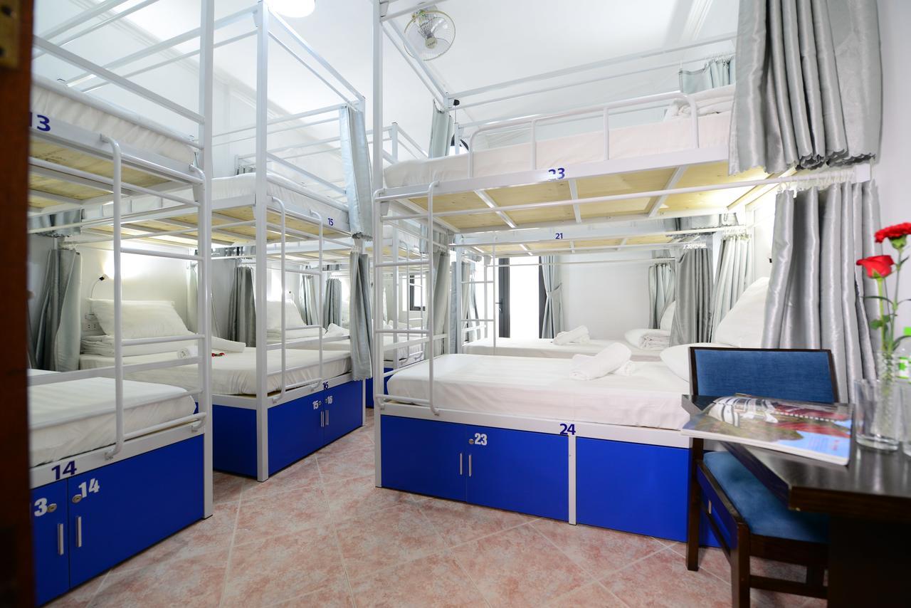 Pillow Backpacker Hostel (Adults Only) Hanoi Esterno foto