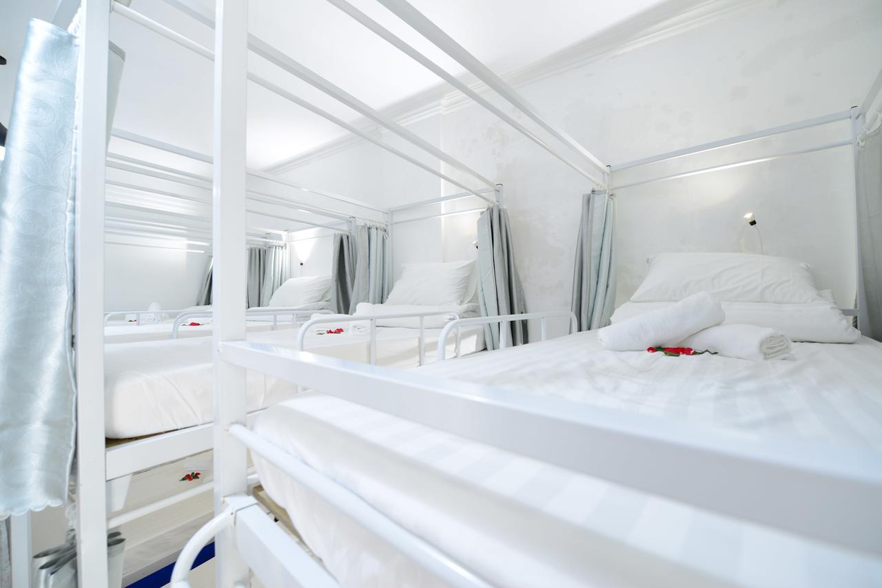 Pillow Backpacker Hostel (Adults Only) Hanoi Esterno foto
