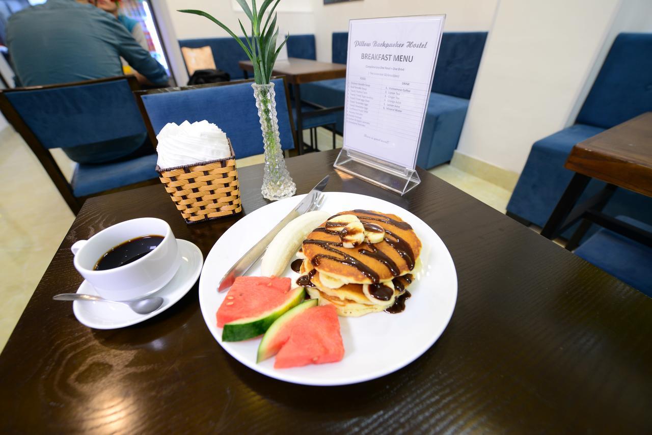 Pillow Backpacker Hostel (Adults Only) Hanoi Esterno foto