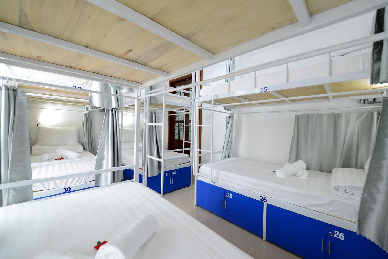Pillow Backpacker Hostel (Adults Only) Hanoi Esterno foto