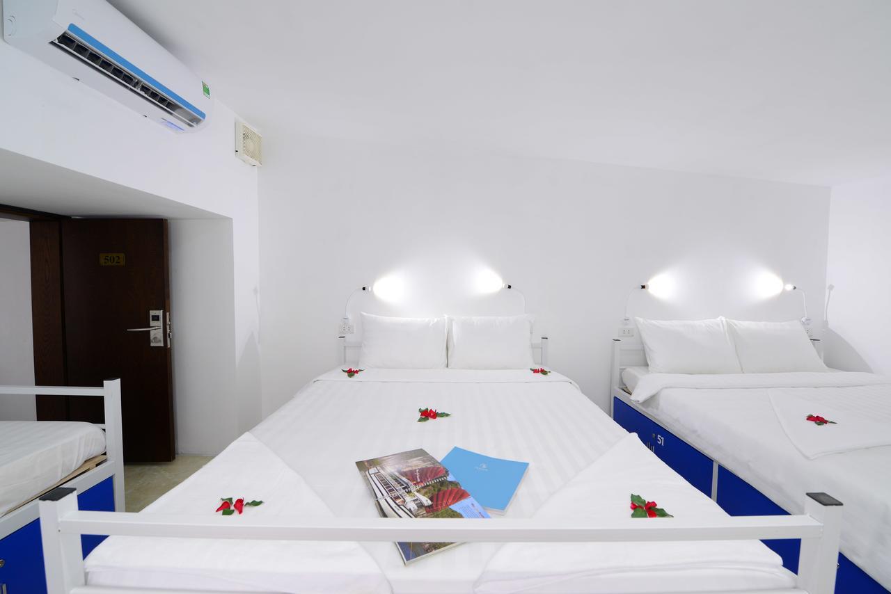 Pillow Backpacker Hostel (Adults Only) Hanoi Esterno foto